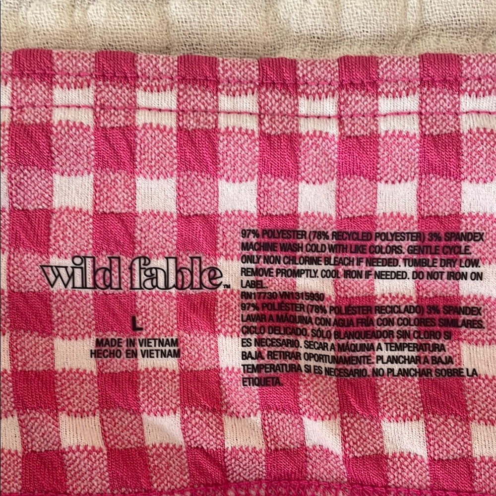 Wild & Fable Gingham Checkered stretchy Women's Shorts Sz L - Picture 2 of 4